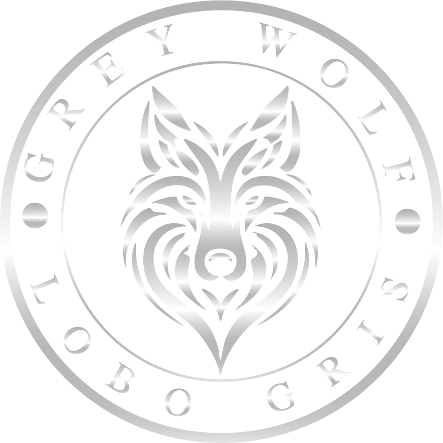 Grey Wolf Lobo Gris